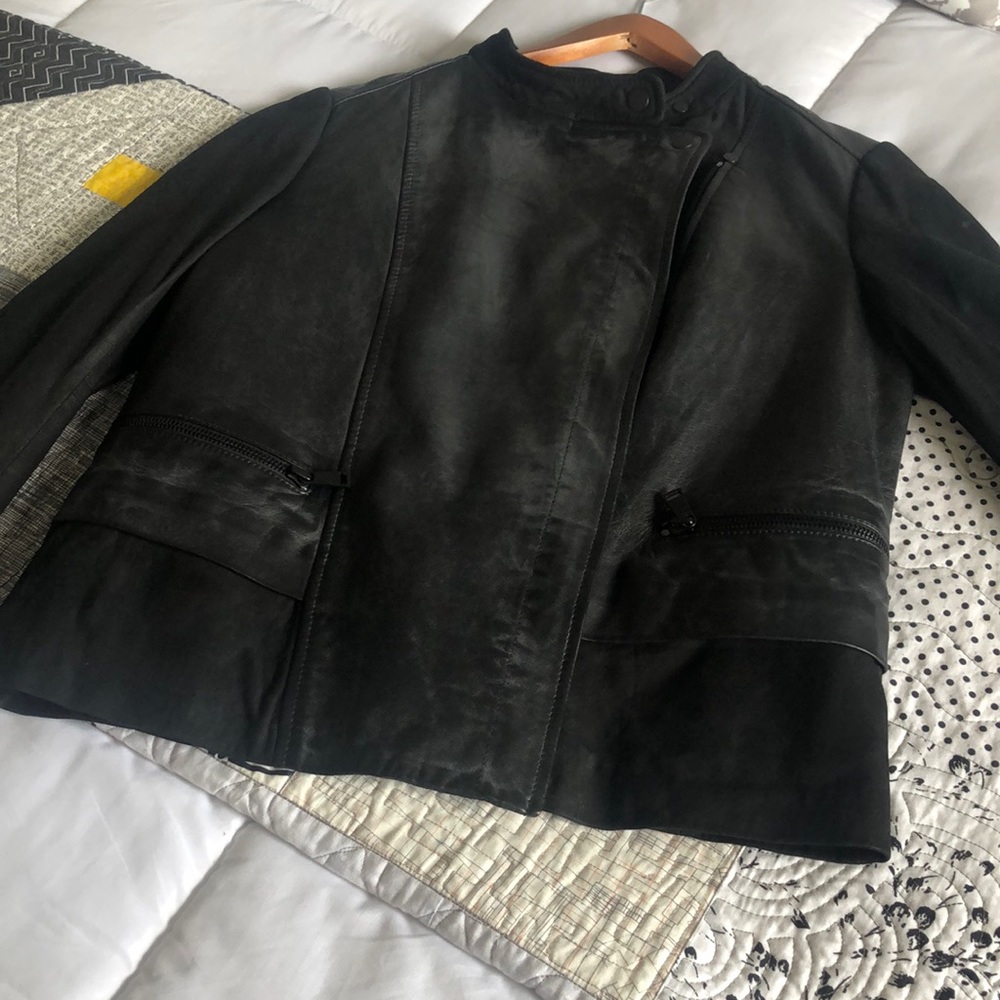 Vince Leather Jacket Small Like New